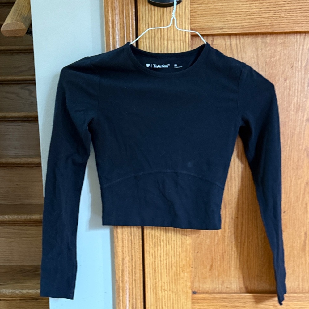 Black Long Sleeve Crop Top